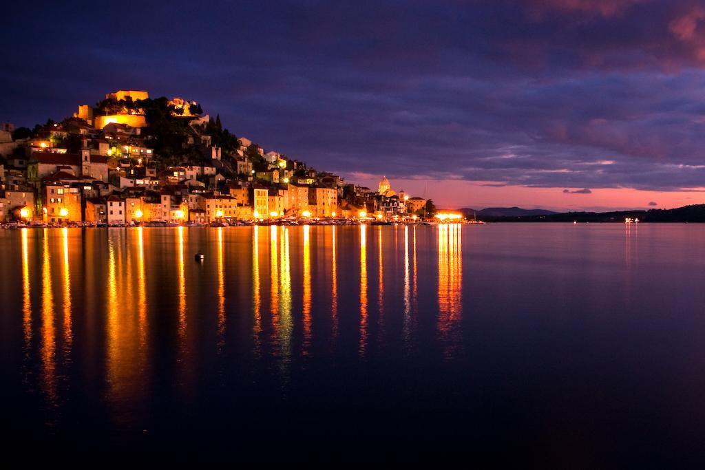 Sibenik Modern Apartment Bagian luar foto